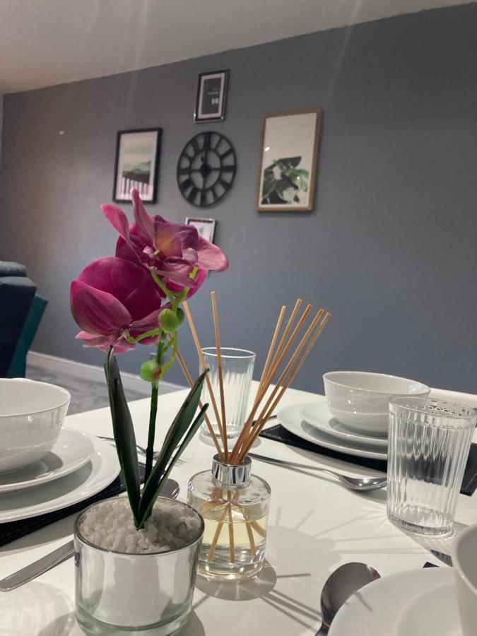 Hilltop Place Suites Near Doncaster Racecourse 外观 照片