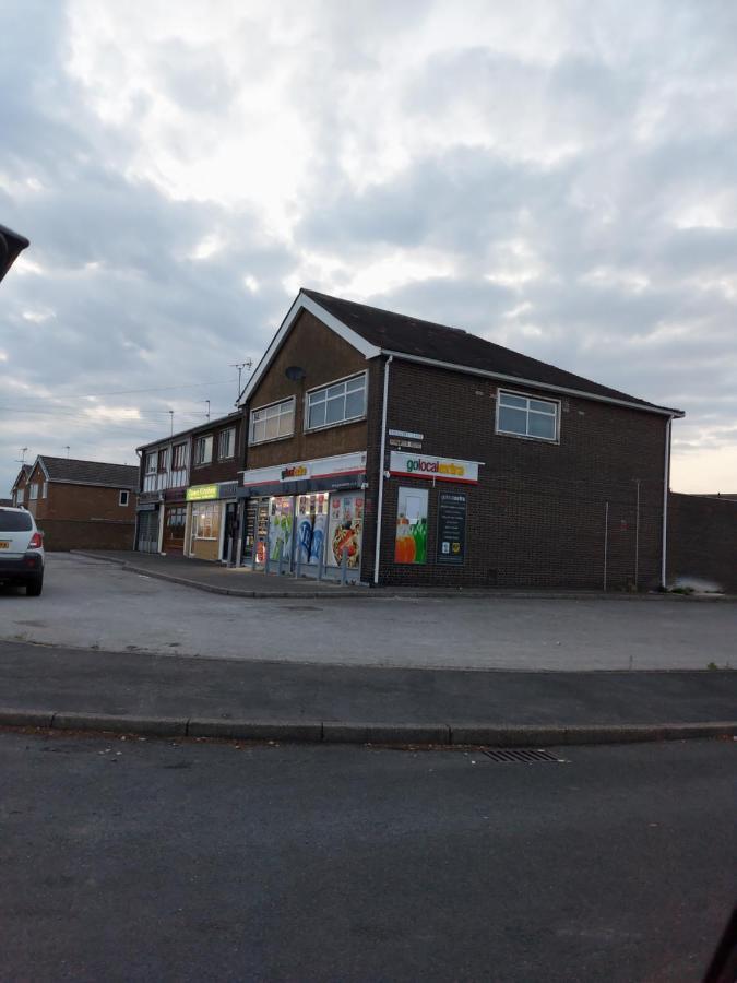 Hilltop Place Suites Near Doncaster Racecourse 外观 照片
