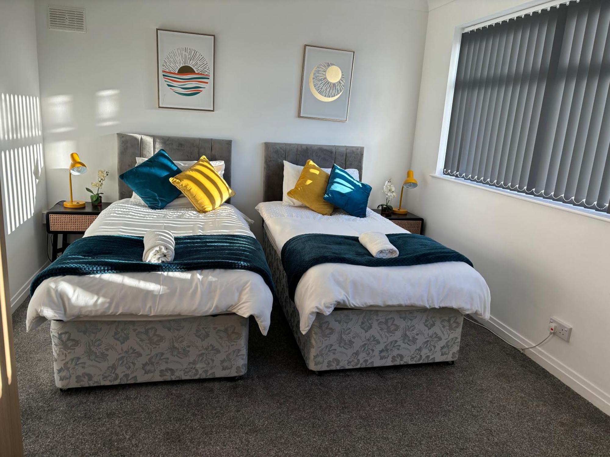 Hilltop Place Suites Near Doncaster Racecourse 外观 照片